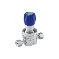 Регулятор AMFLO UHP AU23 Материал: Код S (Body-SUS316L VAR; Poppet, Nozzle,Gland-SUS316L;Diaphragm-Hastelloy®C-22,Seat: PCTFE) ; Поверхность 0.13 um; 2х портовый, вх. давл. 206 бар, CV-0.9